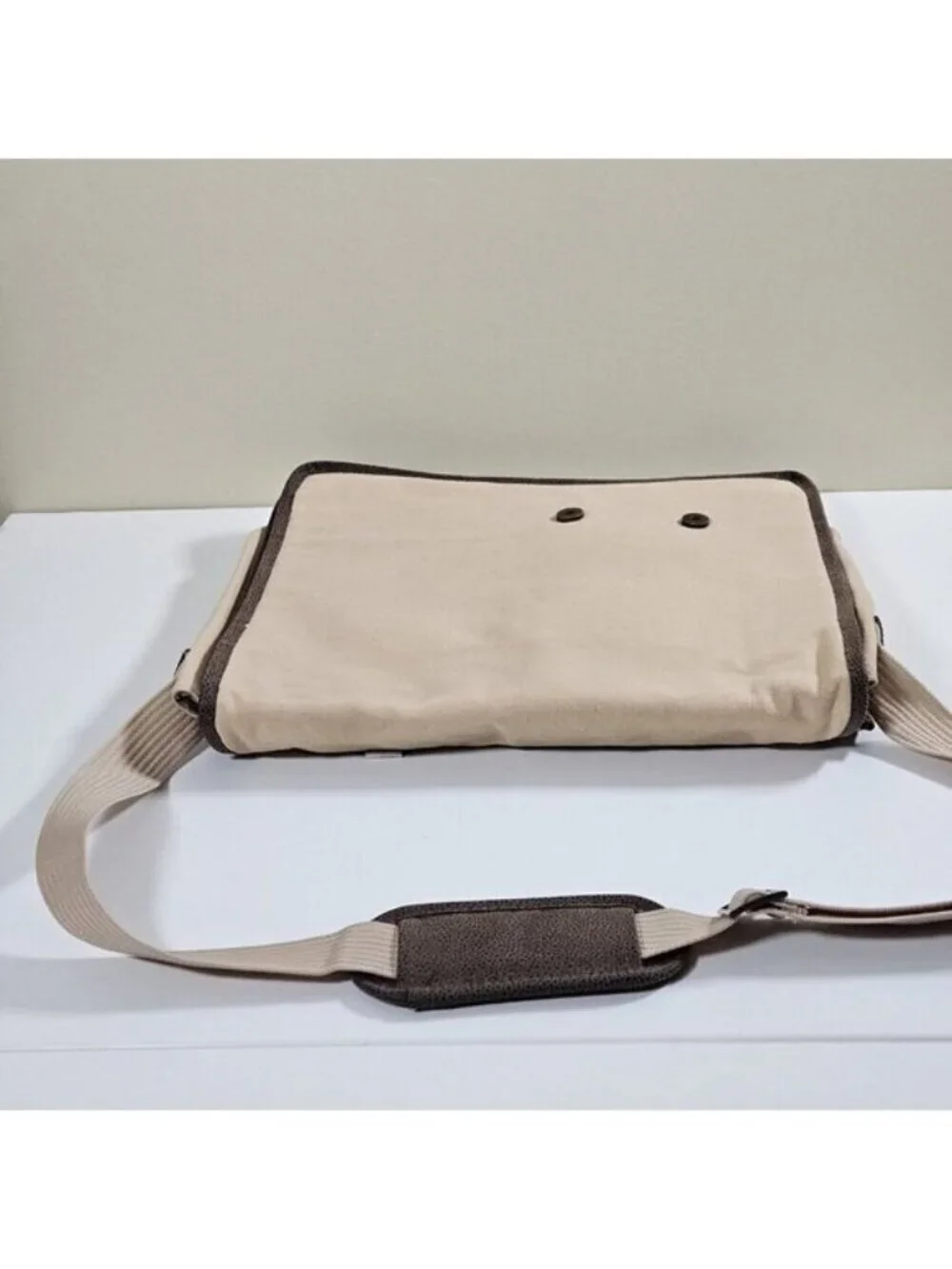 Kanata Sport Crossbody Messenger Bag Beige Canvas Pockets Shoulder Strap FLAW